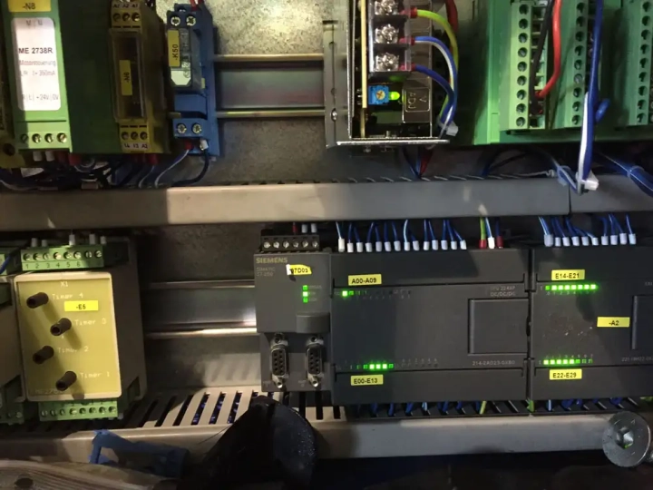 PLC