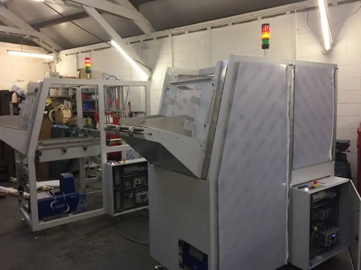 Box erecting Machine